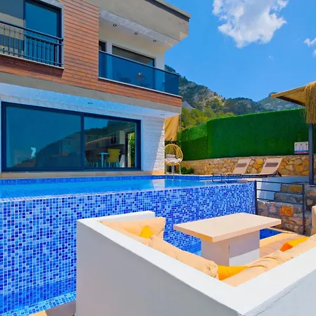Cag Villa *